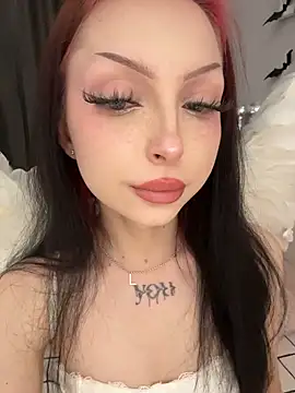 Lina Thornton  online show from 10.31.25