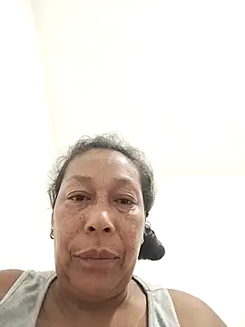 Snapshot of Naomi-Mature chatting on 05.01.26 Naomi-Mature online show from 05.01.26