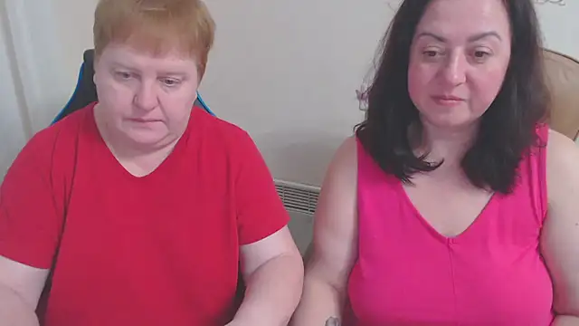 Snapshot of Bertie_Adeline chatting on 03.05.26 Bertie Adeline online show from 03.05.26