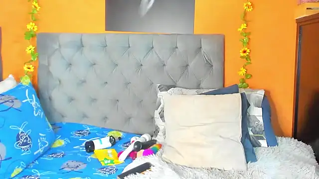 nahiroby ebony online show from 07.21.26