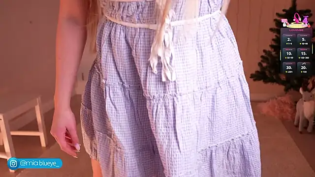 Miablueye online show from 02.15.26