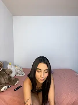 Snapshot of Zafira_Montiel chatting on 11.15.25 Zafira Montiel online show from 11.15.25