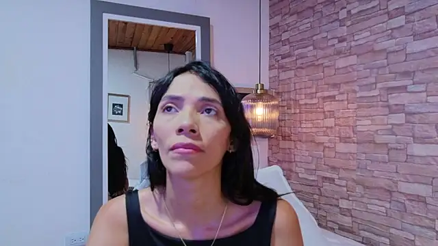 Martina thompson69 online show from 03.12.26