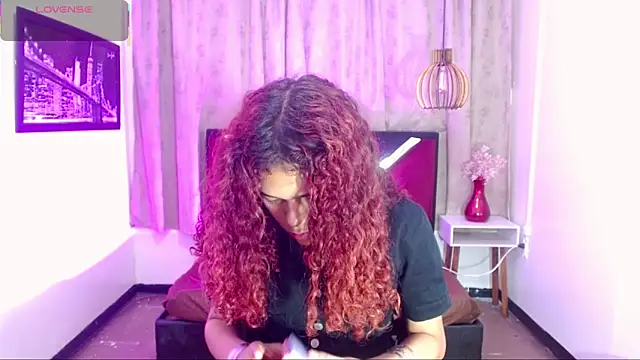 Snapshot of luisa__torres chatting on 06.20.26 luisa torres online show from 06.20.26