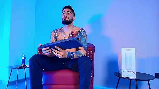 Snapshot of amodeus_bael_ chatting on 09.10.25 amodeus bael online show from 09.10.25