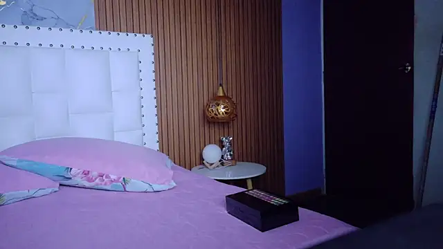 mamaneedsfun online show from 11.08.25