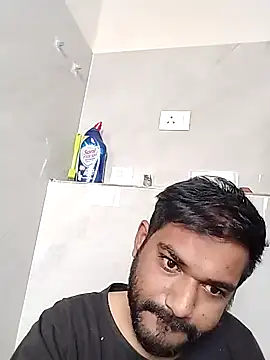 Snapshot of avi007p chatting on 11.06.25 avi007p online show from 11.06.25