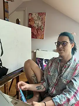 Snapshot of LadyNocturne chatting on 05.18.26 LadyNocturne online show from 05.18.26