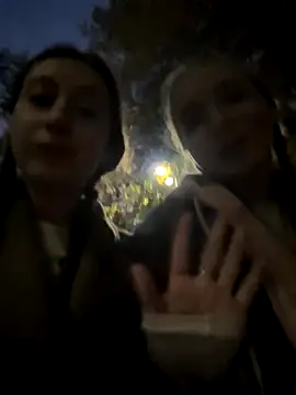 Snapshot of FroggyAnna chatting on 10.09.25 FroggyAnna online show from 10.09.25