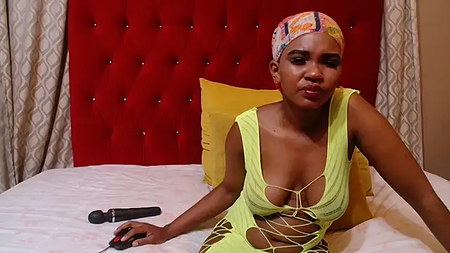 Hotsexyberry21 online show from 09.18.25