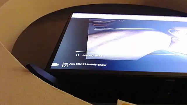 Snapshot of knodli chatting on 02.10.26 knodli online show from 02.10.26