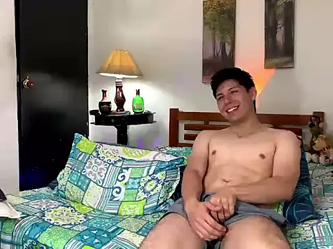 Snapshot of DEMOND_333 chatting on 10.16.25 DEMOND 333 online show from 10.16.25