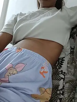 Snapshot of baby_jannat chatting on 09.08.25 baby jannat online show from 09.08.25