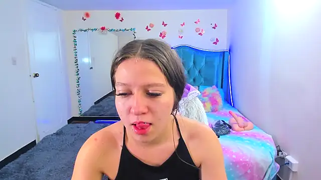 Luna Analya online show from 09.11.25