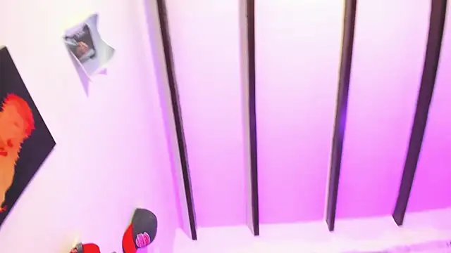 Rihanna hotx online show from 02.04.26