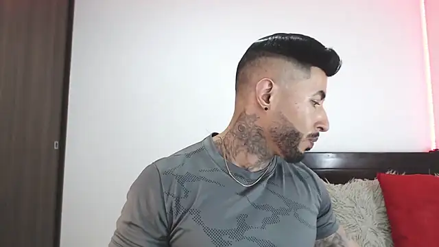 andrea de lucaa online show from 03.17.26