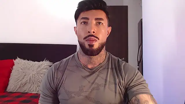 Snapshot of andrea_de_lucaa chatting on 06.22.26 andrea de lucaa online show from 06.22.26
