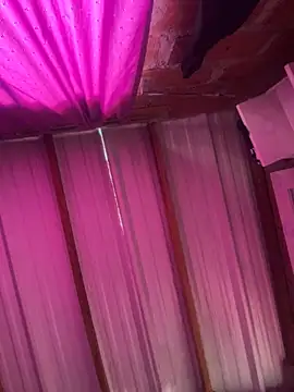 Snapshot of RAKEL37 chatting on 11.06.25 RAKEL37 online show from 11.06.25