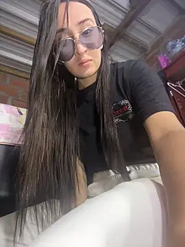 Snapshot of RAKEL37 chatting on 03.21.26 RAKEL37 online show from 03.21.26