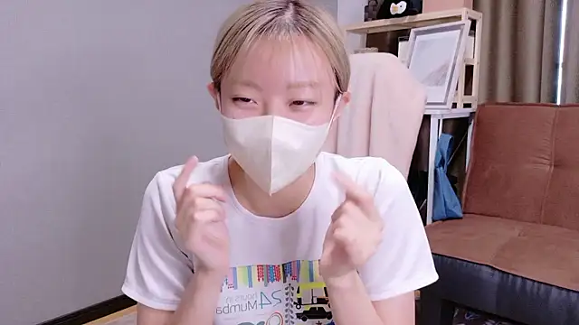 Nana  ch online show from 09.22.25