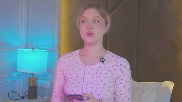 CaitlinSugar online show from 03.08.26