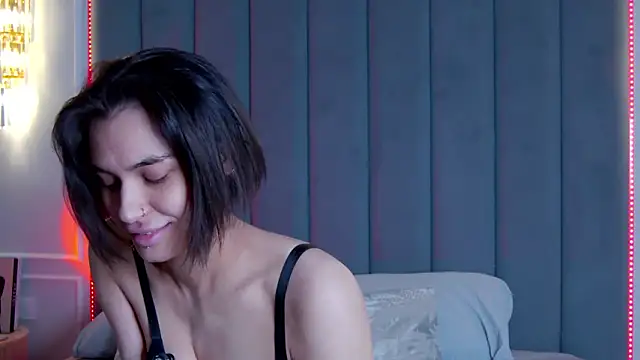 VioletAsh online show from 02.03.26