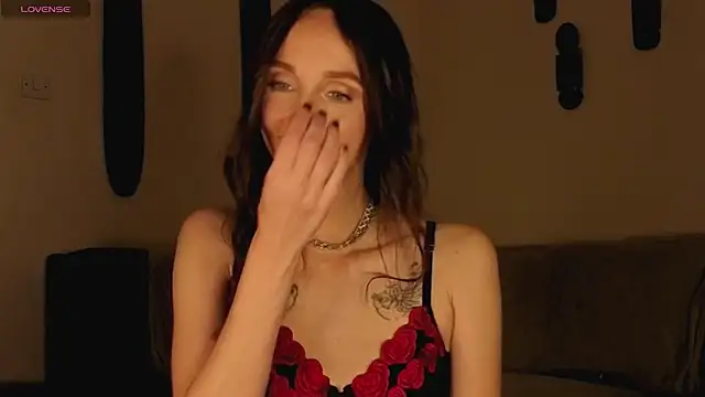 xSweetMissx online show from 09.17.25