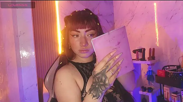 Sophia tf online show from 04.22.26