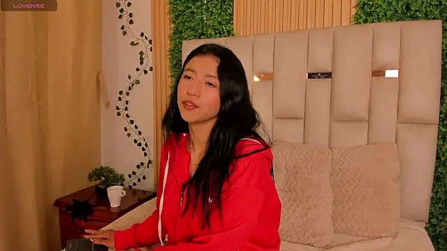 Tiffany Nm online show from 03.10.26