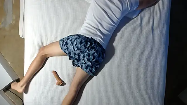 Snapshot of Just2Try chatting on 11.22.25 Just2Try online show from 11.22.25