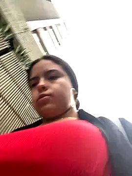 Snapshot of EmilyHarperr chatting on 10.18.25 EmilyHarperr online show from 10.18.25