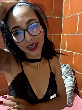 Emma  cumlovee online show from 11.26.25