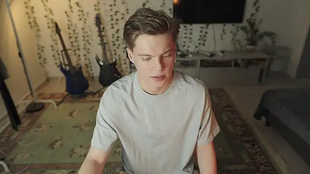 Snapshot of RusBradPitt chatting on 02.04.26 RusBradPitt online show from 02.04.26