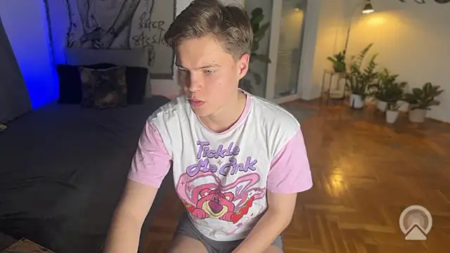 Snapshot of RusBradPitt chatting on 02.10.26 RusBradPitt online show from 02.10.26