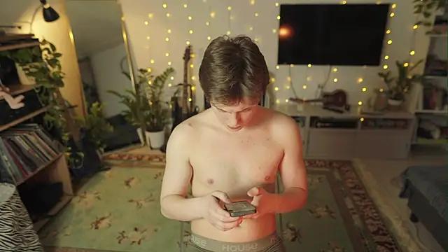 RusBradPitt online show from 03.10.26