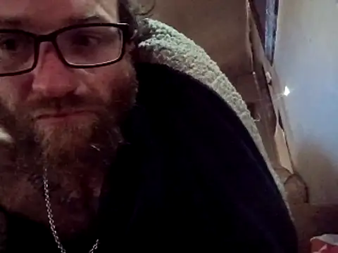 Snapshot of bearded_cross chatting on 02.14.26 bearded cross online show from 02.14.26