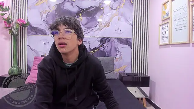 Desire Ecstasy online show from 10.14.25