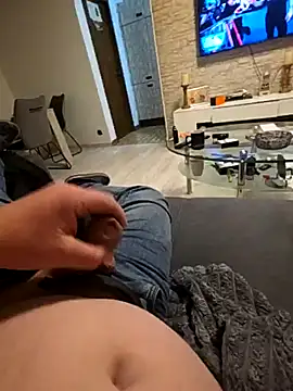 Snapshot of bigdicksklave chatting on 01.10.26 bigdicksklave online show from 01.10.26