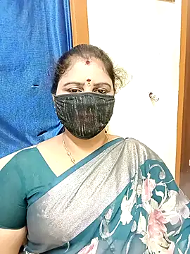 Snapshot of sushma26 chatting on 11.25.25 sushma26 online show from 11.25.25