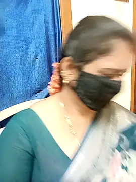 Snapshot of sushma26 chatting on 12.04.25 sushma26 online show from 12.04.25