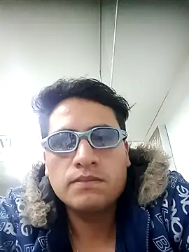 QJHoElyking online show from 10.23.25