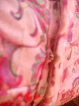 CUTGIRL76 online show from 12.16.25