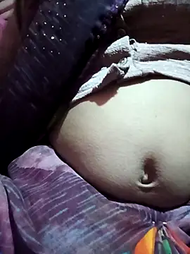 CUTGIRL76 online show from 01.18.26