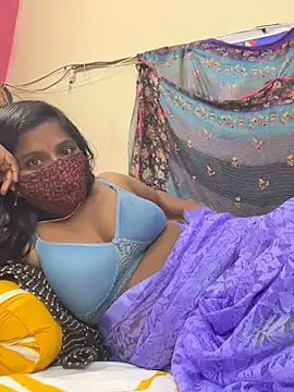 Snapshot of anubabysk12 chatting on 11.03.25 anubabysk12 online show from 11.03.25