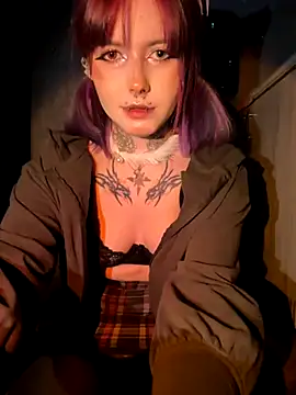 n1ghtcloud online show from 10.07.25