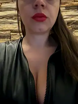 Snapshot of ladywithbigass chatting on 11.21.25 ladywithbigass online show from 11.21.25