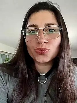 LolatuMiel online show from 09.12.25