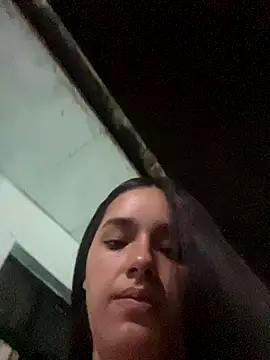 Snapshot of Luciaparker03 chatting on 11.07.25 Luciaparker03 online show from 11.07.25