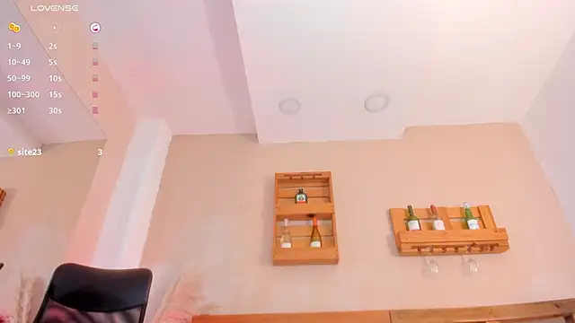  miss mia online show from 10.20.25