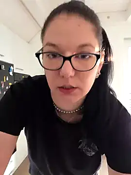 Swiss Lady online show from 09.28.25